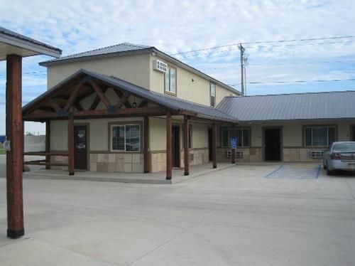 Winterton Suites Williston Exterior foto